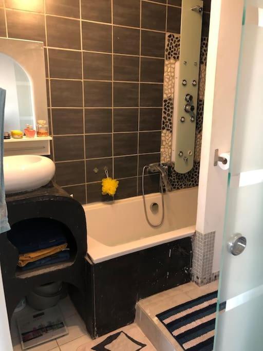 Carnon Plage : Bel Appartement Bien Citue Mauguio Εξωτερικό φωτογραφία